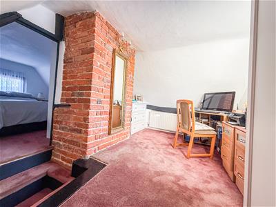 DRESSING ROOM/STUDY